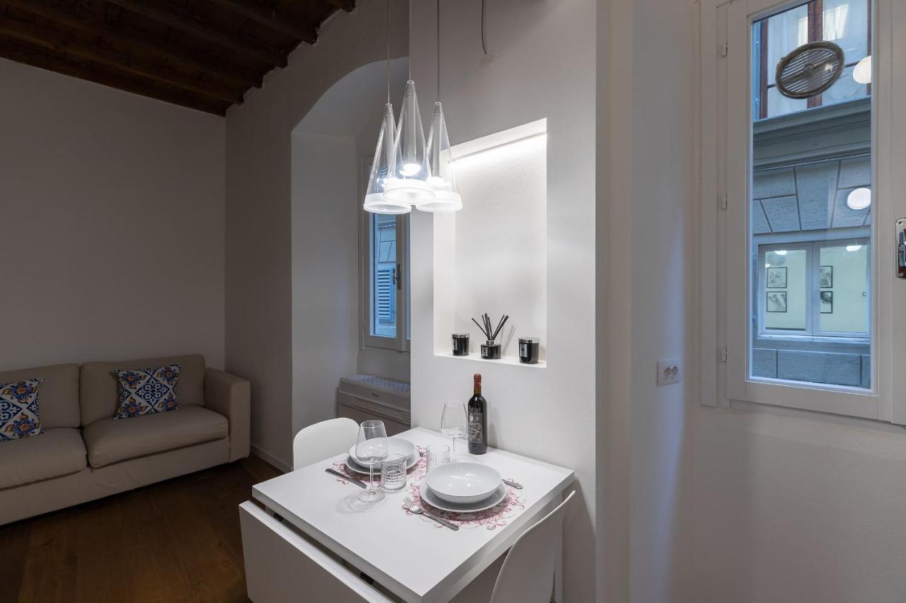 Apartment Alighieri's Suite-hosted By Sweetstay Florenz